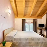 Civico 60 In Valle D'aosta Apartment *
