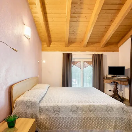 Civico 60 In Valle D'aosta Apartman *